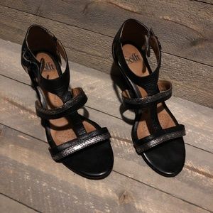Sofft  Heels Black & Silver